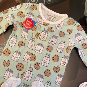 Magnetic Me 9-12 month footie pajamas